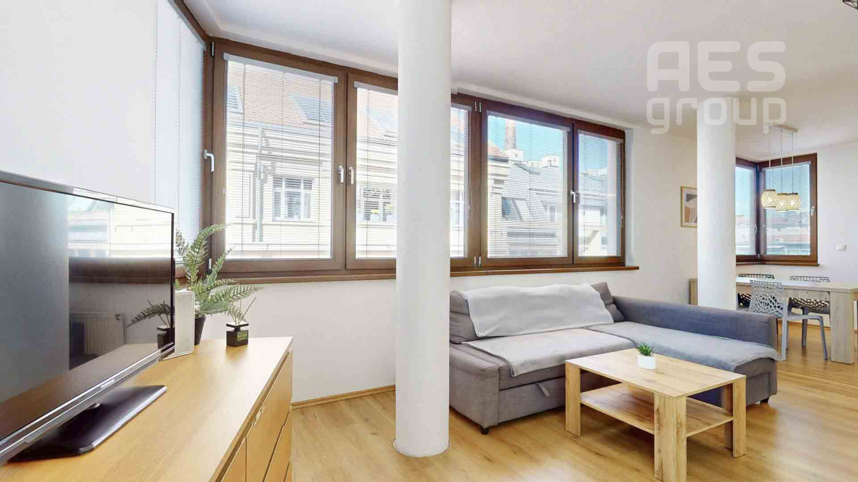 PRENÁJOM, 2 IZBOVÝ BYT, UL. 29 AUGUSTA, BRATISLAVA STARÉ MESTO