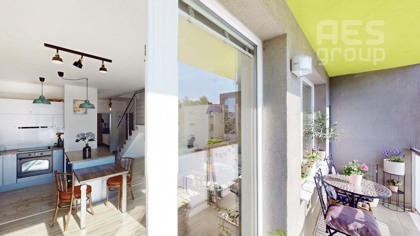 PREDAJ, 4 IZB. MEZONETOVÝ BYT S VEĽKOU TERASOU, CEMENTÁRENSKÁ Ul.,  STUPAVA