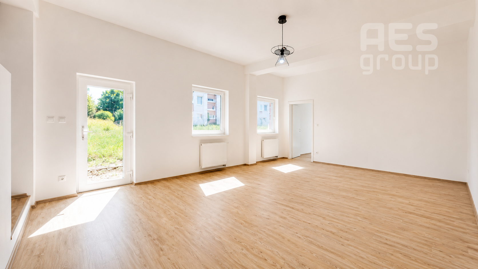 PREDAJ, 2 izbový byt s predzáhradkou, ul. V. Šikulu, Stupava