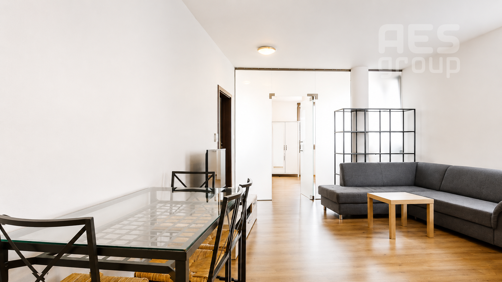 PRENÁJOM, 3 IZBOVÝ BYT, UL. 29 AUGUSTA, BRATISLAVA STARÉ MESTO