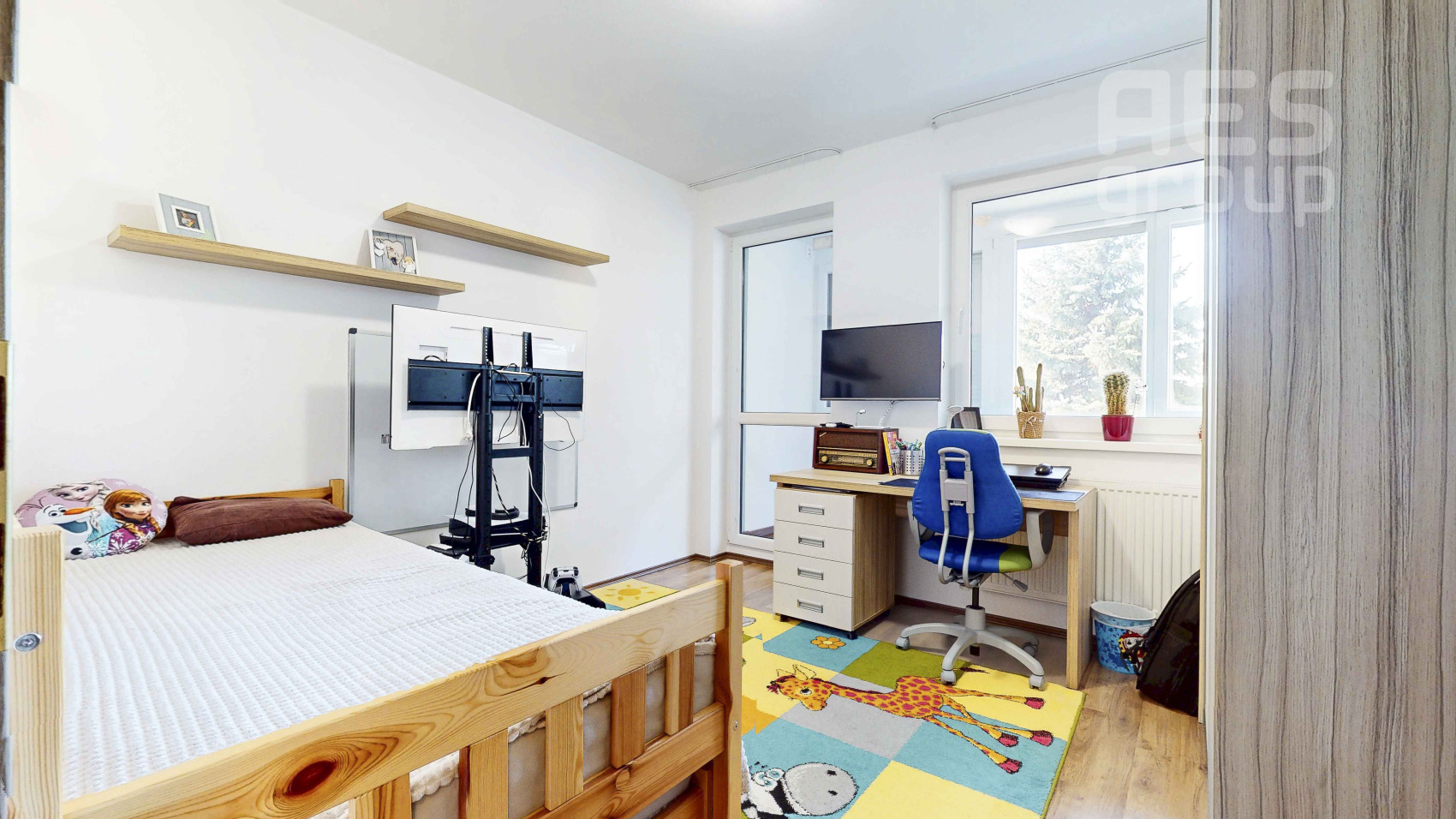 PREDAJ, 3 izbový byt s veľkou loggiou v projekte AGATKY, ul. Cementárenská, Stupava