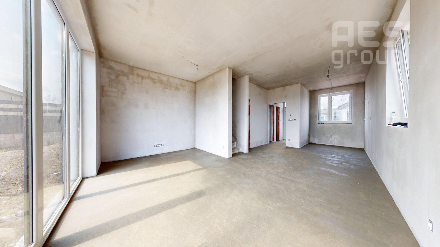 PREDAJ, atraktívny 4 izbový rodinný dom v štandarde, Malé Hliny