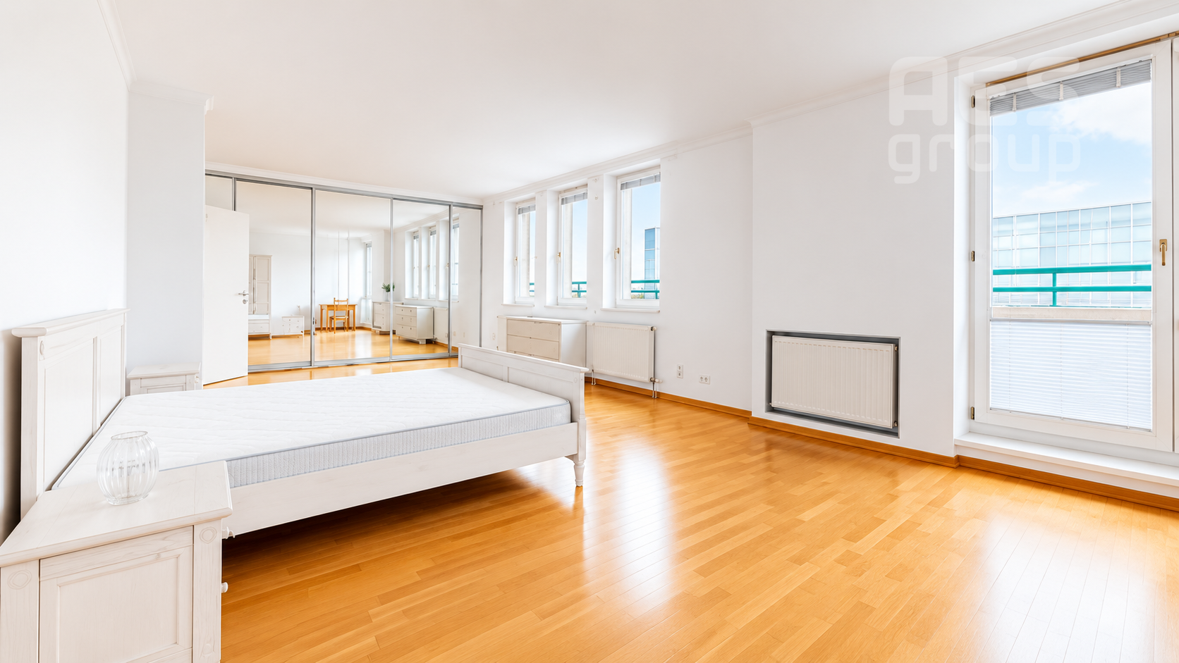 Prenájom 5 izbový byt s terasou a parkovaním, Bratislava, Vajnorská