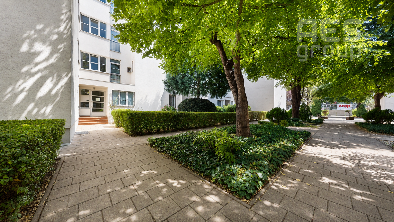 PREDAJ, 2 izbový byt s loggiou, Vajnorská, Bratislava
