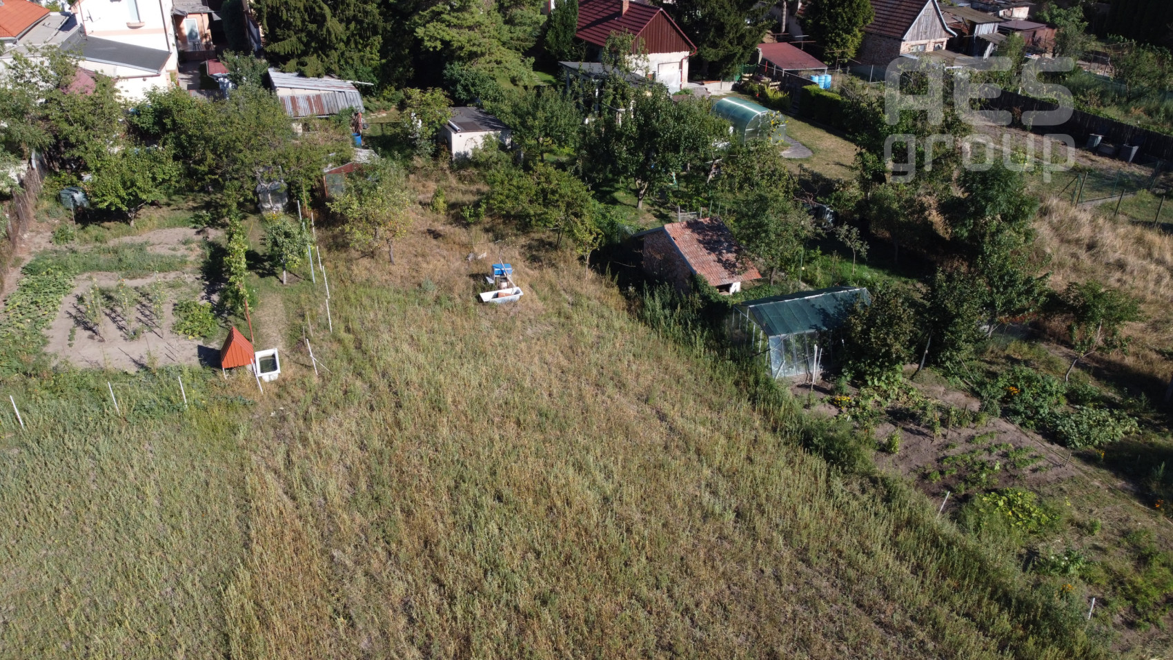 PREDAJ, POZEMOK 600 m2, STUPAVA